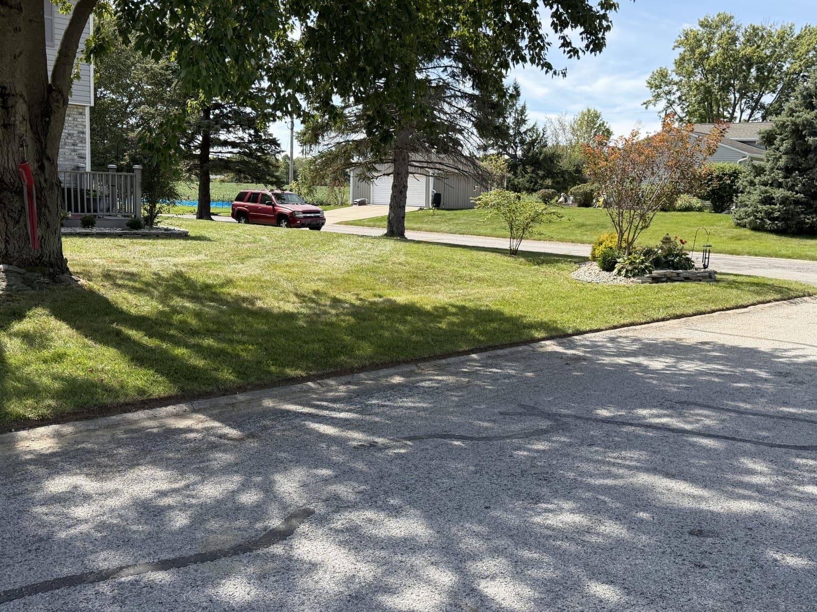 Striped Lawn Mowing photo 4